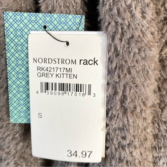 Susina Womens Cardigan Sz S Grey Kitten Buttons Pockets Collar Faux Fur Sweater - Picture 10 of 13